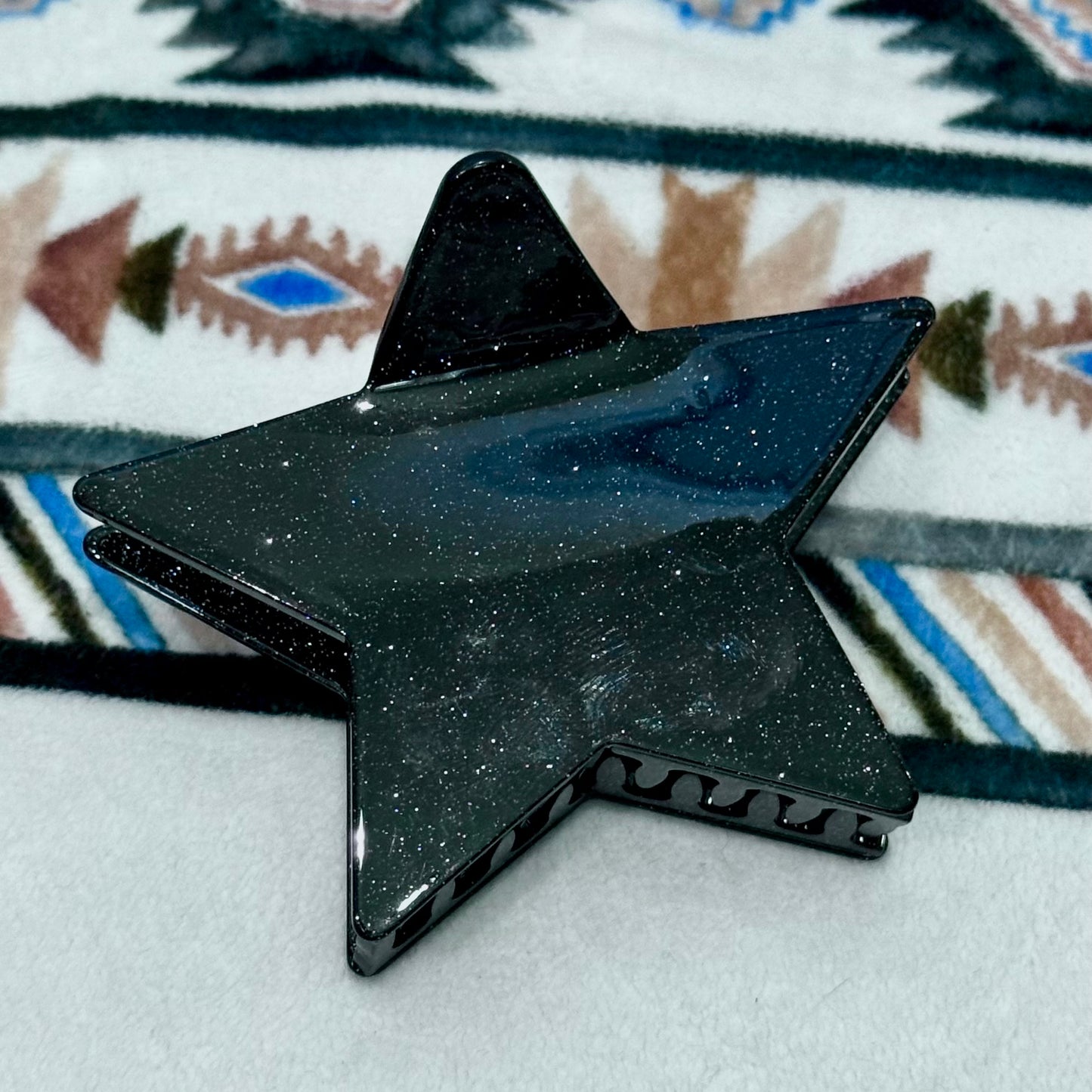 Viola Black Star Glitter Hair Claw Clip